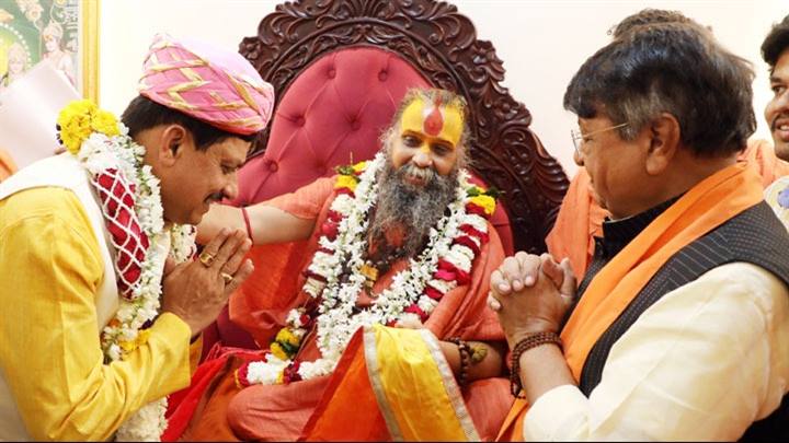 श्री राम मंदिर खातीपुरा पहुंचकर मुख्यमंत्री डॉ. यादव ने पूजन-अर्चन किया